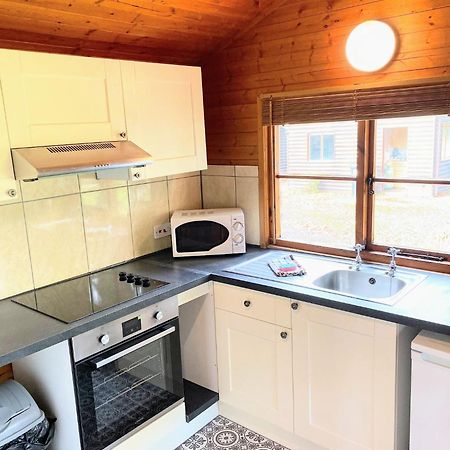 Villa Otter 4 Hot Tub - Huntersmoon-Warminster-Bath-Salisbury Extérieur photo